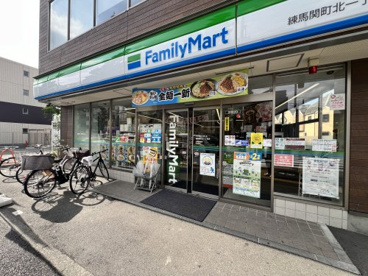 ファミリーマート 練馬関町北一丁目店の画像1