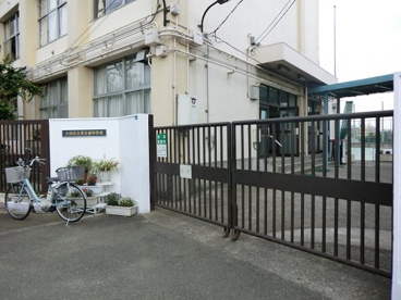 大田区立馬込東中学校の画像1