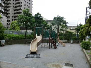 西一中央児童公園の画像1