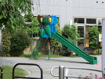 西三うぐいす児童公園の画像1