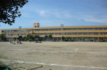 甲斐市立敷島南小学校の画像1