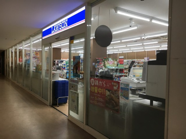 ローソン 杏林大学病院店の画像1