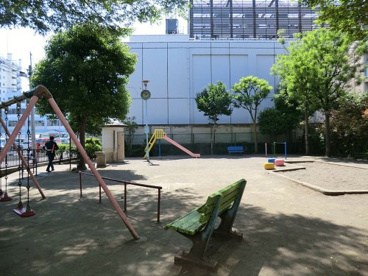徳持第二児童公園の画像1