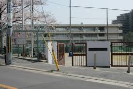 吹田市立山田中学校の画像1