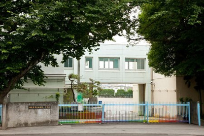 西東京市立田無第一中学校の画像1