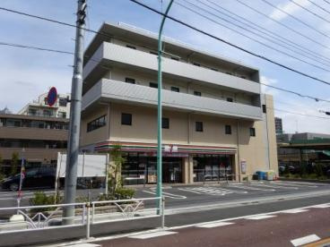 セブンイレブン 初台店の画像1