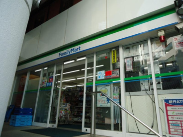 ファミリーマート 市谷田町店の画像1