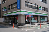 ファミリーマート 市川駅西店
