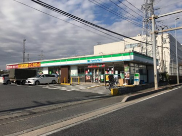 ファミリーマート 鳩ヶ谷南店の画像1