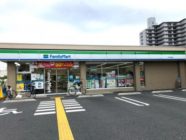 ファミリーマート 戸田公園店の画像1
