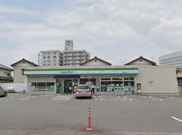 ファミリーマート 前橋大渡町店の画像1