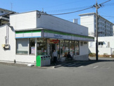 ファミリーマート　みなとや鶴川店