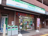 ファミリーマート 伝通院前店
