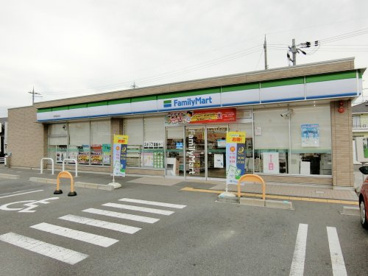 ファミリーマート 野洲冨波店の画像1