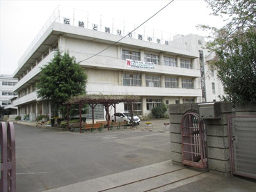 川口市立西中学校の画像1