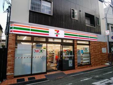 セブンイレブン 阪急雲雀丘花屋敷駅前店の画像1