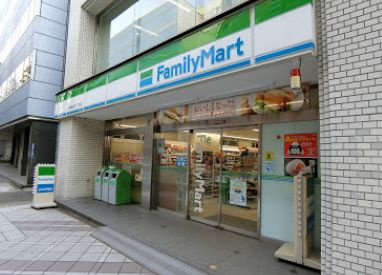 ファミリーマート 日本橋堀留町一丁目店の画像1