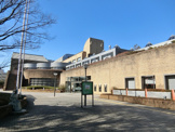 市川市中央図書館