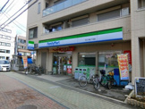 ファミリーマート 市川八幡二丁目店