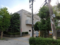 横浜市港南図書館