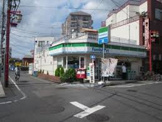 ファミリーマート 田口屋西新井大師店