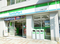 ファミリーマート 上大崎店