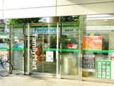 ファミリーマート 護国寺駅前店
