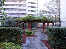 蒲三アイリス児童公園