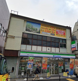 ファミリーマート　武蔵小金井駅前店の画像1