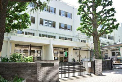 練馬区立石神井中学校の画像1