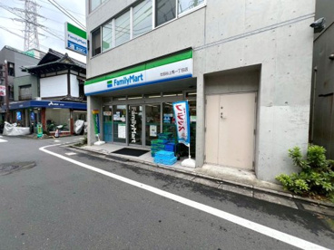 ファミリーマート 世田谷上馬一丁目店の画像1