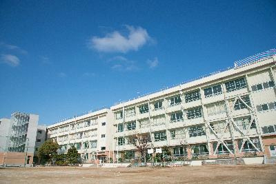 豊中市立小曽根小学校の画像
