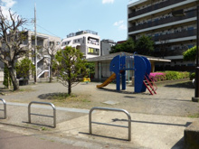 烏山中宿広場