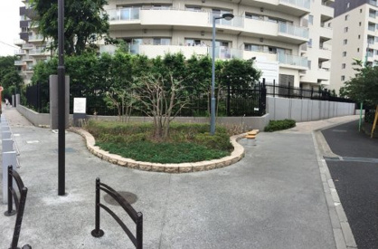 南烏山三角公園の画像1
