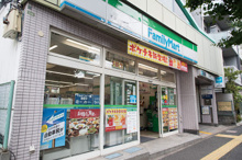 ファミリーマート 本駒込駅前店