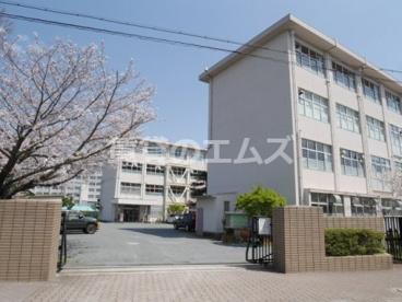 福岡市立筑紫丘中学校の画像2
