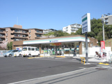 ファミリーマート 奈良鶴舞西店