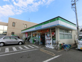 ファミリーマート　堺草尾店