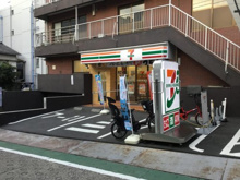 セブン-イレブン 新宿築地町店