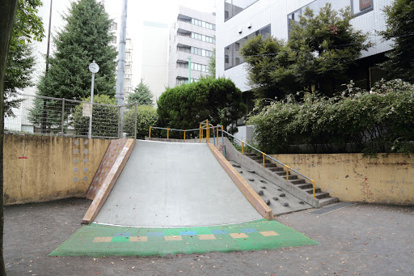 西八丁公園の画像1