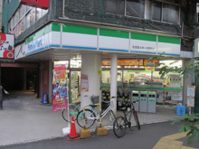 ファミリーマート 杉並富士見ヶ丘駅前店