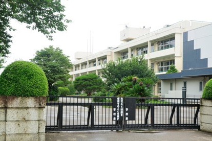 流山市立南部中学校の画像1