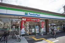 ファミリーマート 東中浜六丁目店