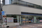 ローソン 鶴野町店