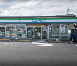 ファミリーマート 昭島小荷田店の画像1