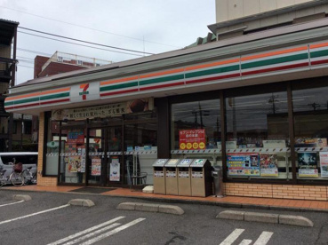 セブンイレブン 川越東田町店の画像1