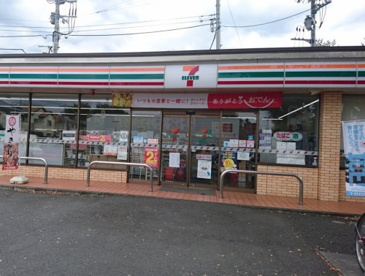 セブン-イレブン 泉塚店の画像1