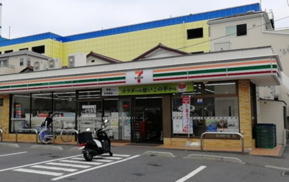 セブン-イレブン 川口青木３丁目店の画像1