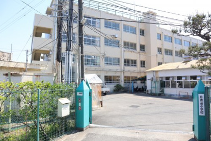 高槻市立日吉台小学校の画像1