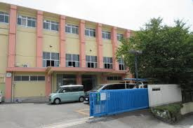 柏原市立国分小学校の画像1